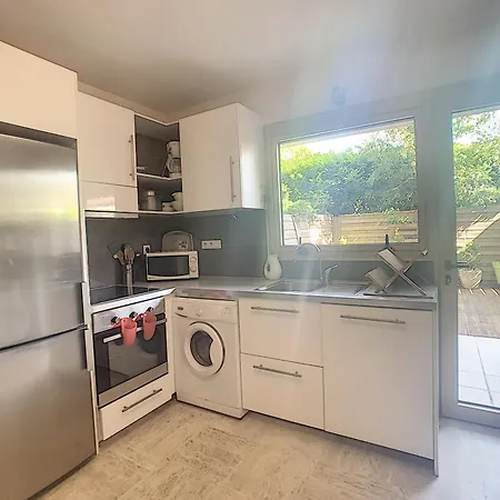 Cap D'ambre Avec Terrasse Au Calme Daire Antibes